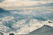 Nous y sommes, avec la Mortine un peu ombragée par un nuage et un immense panorama